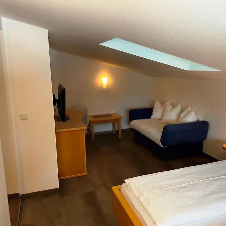 Wellness-pension Jagahütt'n Bed and breakfast 4*