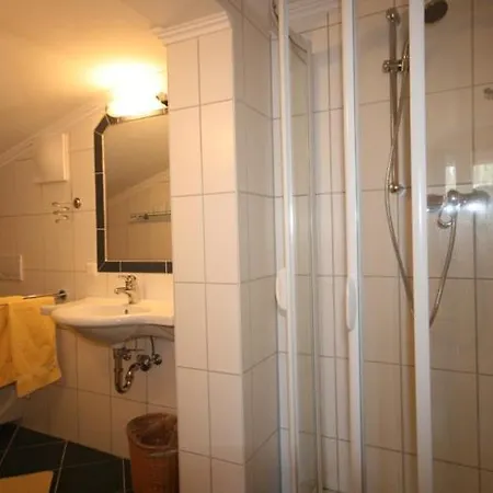 فندق مبيت وإفطار Wellness-pension Jagahuett'n 4*