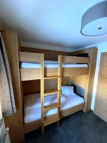 Frühstückspension Wellness-pension Jagahütt'n 4*