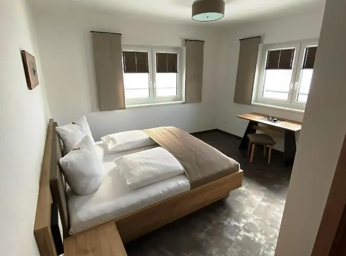 Wellness-pension Jagahuett'n Couette-café